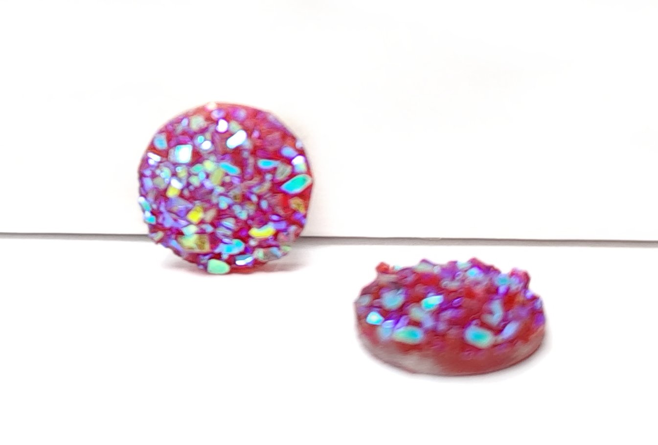 8 Stück runde Resin Cabochons Druzy-Imitat 8 mm, verschiedene Farben