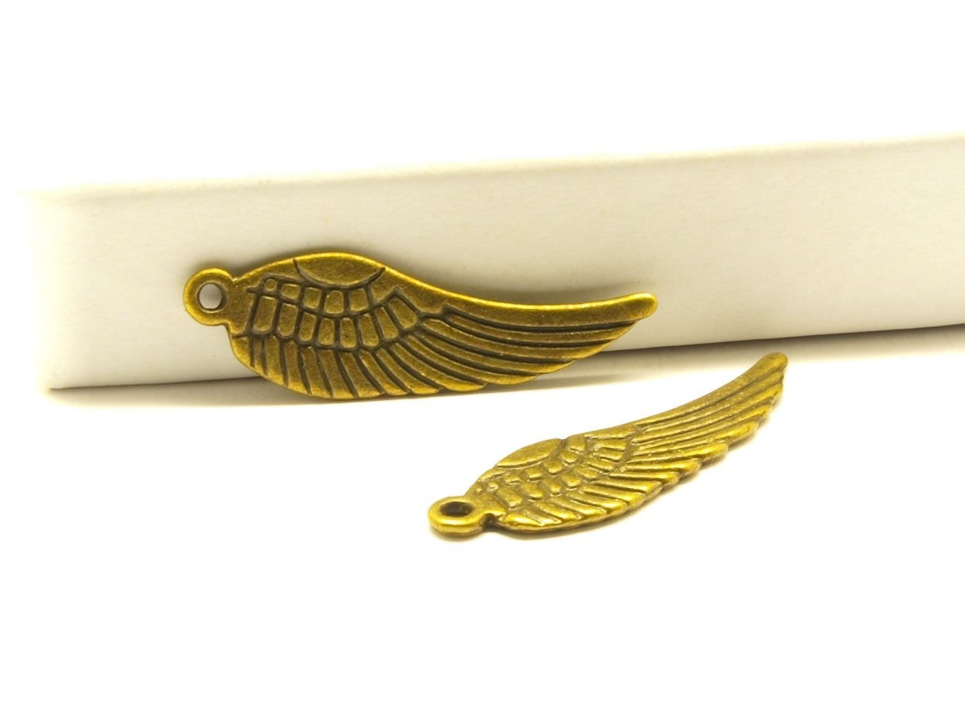 4 Stück Anhänger Flügel Engel bronze vintage