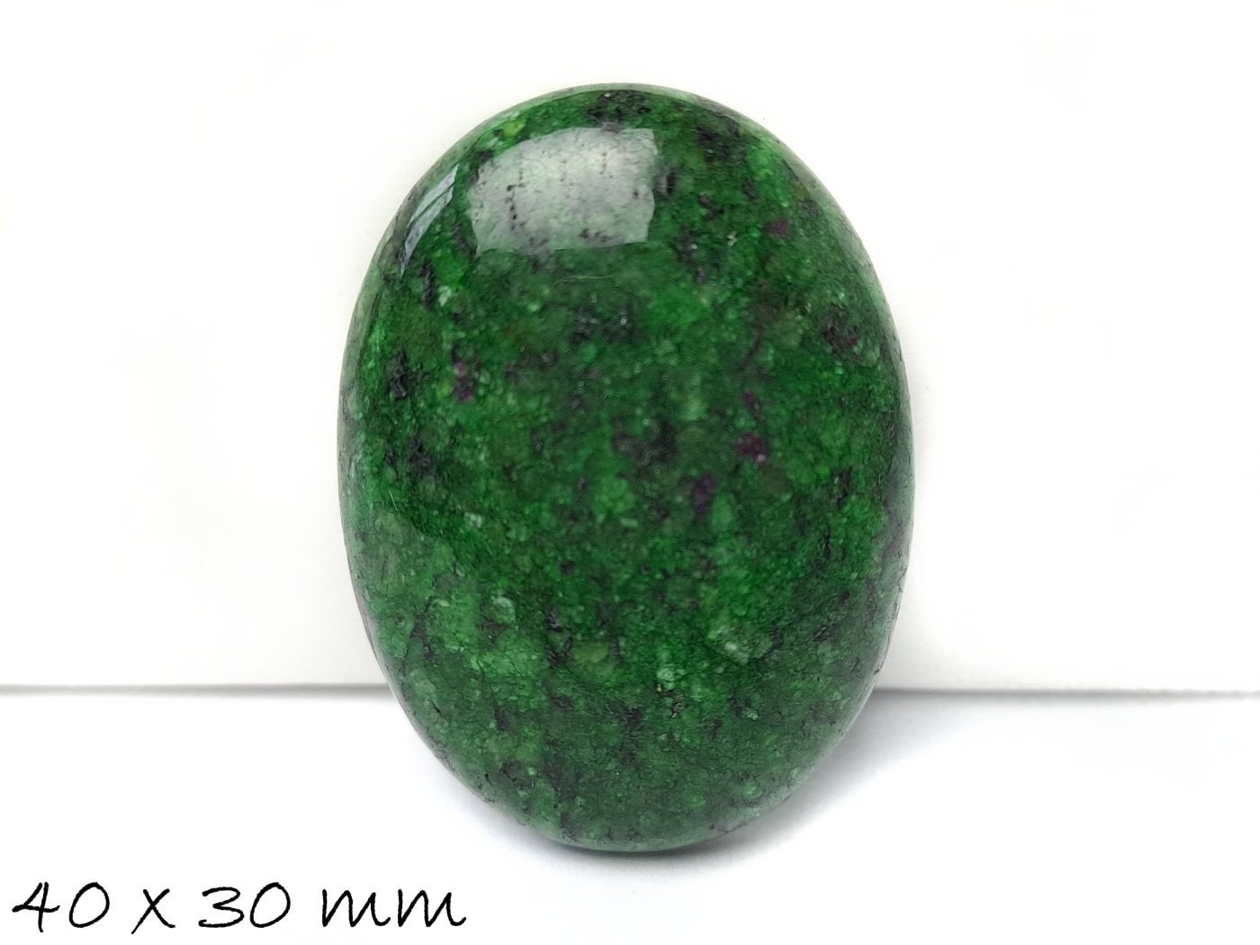 1 Stück Edelstein Cabochon, Rubin-Zoisit, 40 x 30 mm, grüne Variante