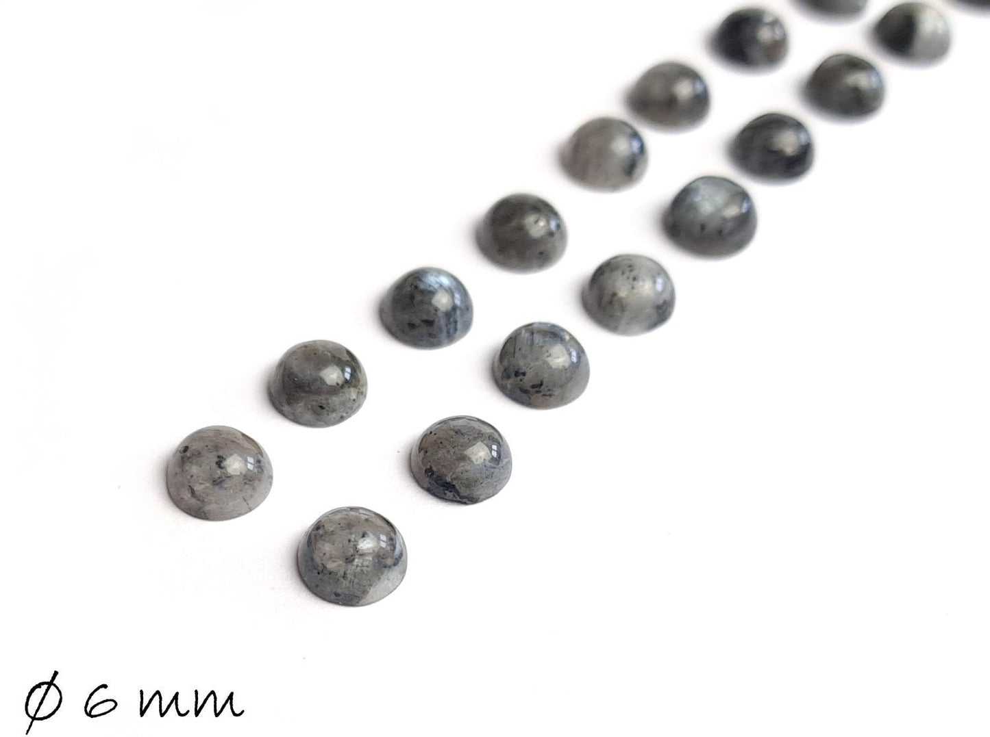 2 Stück Edelstein Cabochons, Larvikite, Ø 6 mm