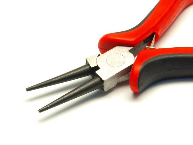 1 Stück Rundzange Schmuckzange, schwarz-rot