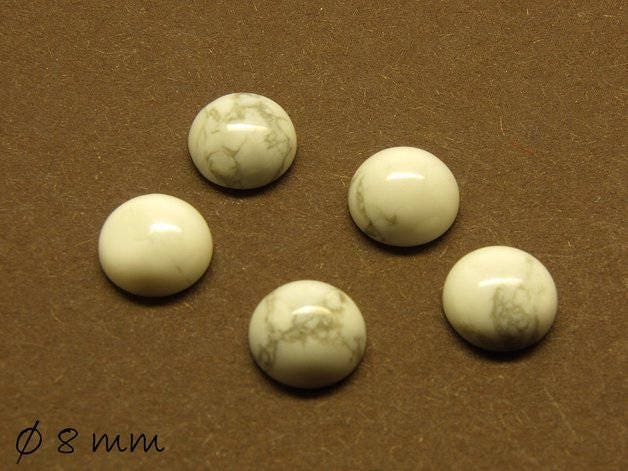 2 Stück Edelstein Cabochons, weißer Howlith, 8 mm