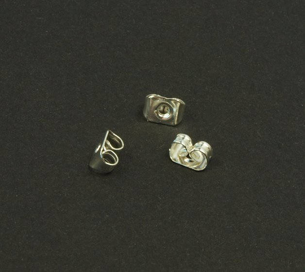 50 Stück Ohrmuttern für Ohrstecker, Stopper, silbern, 5 x 4 mm Schmetterling