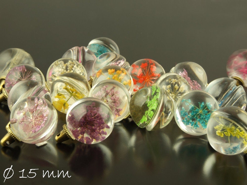 5 Stück Anhänger Glaskugel mit echten Blüten Ø 15 mm, Farbmix