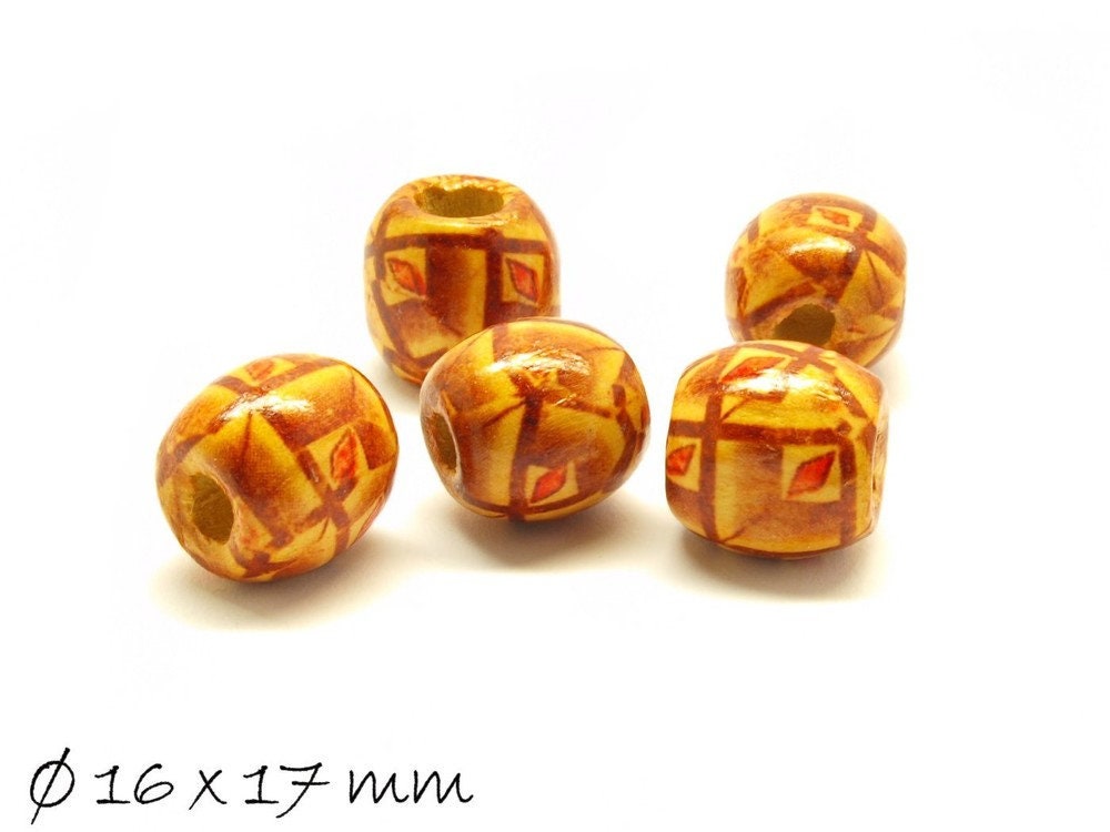 5 Stück gemusterte Ethno-Holzperlen, 16 x 17 mm, Variante 1