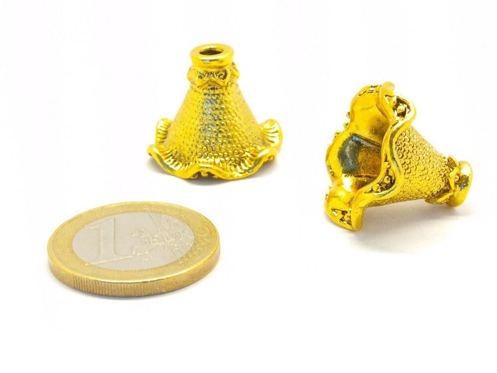 2 Stück Perlenkappe massiv Blume gold vintage