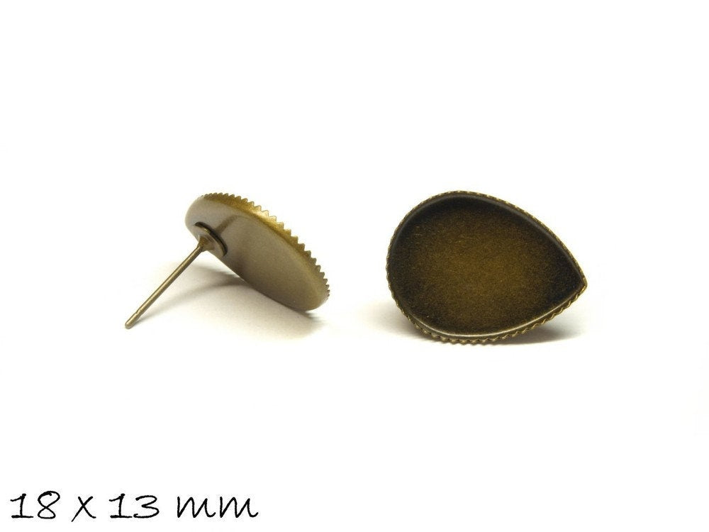 4 Stück Ohrstecker Rohling mit Fassung in bronze, Tropfen 18 x13 mm