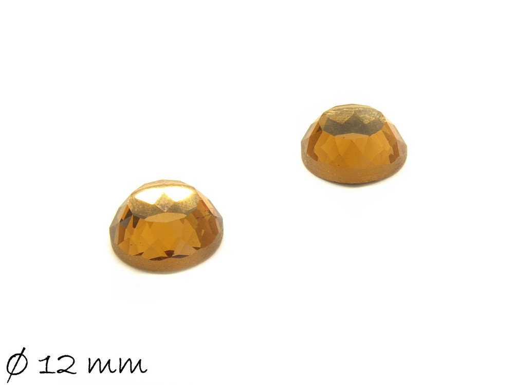 4 Stück Glas Cabochons facettiert rund, 12 mm, braun