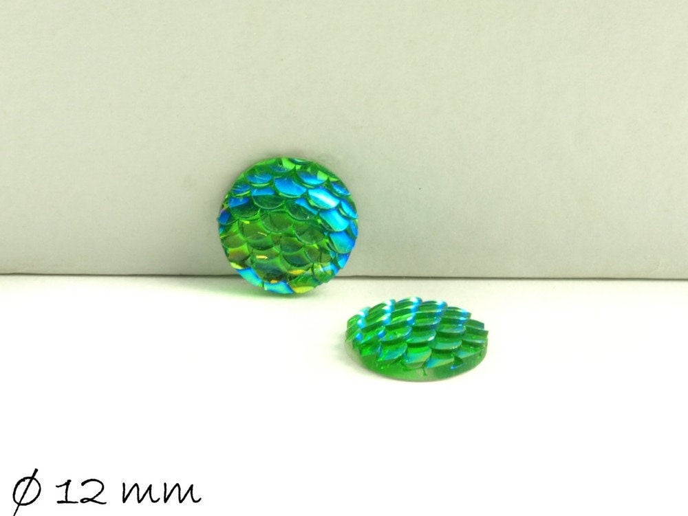6 Stück runde Resin Cabochons Fischhaut 12 mm grün