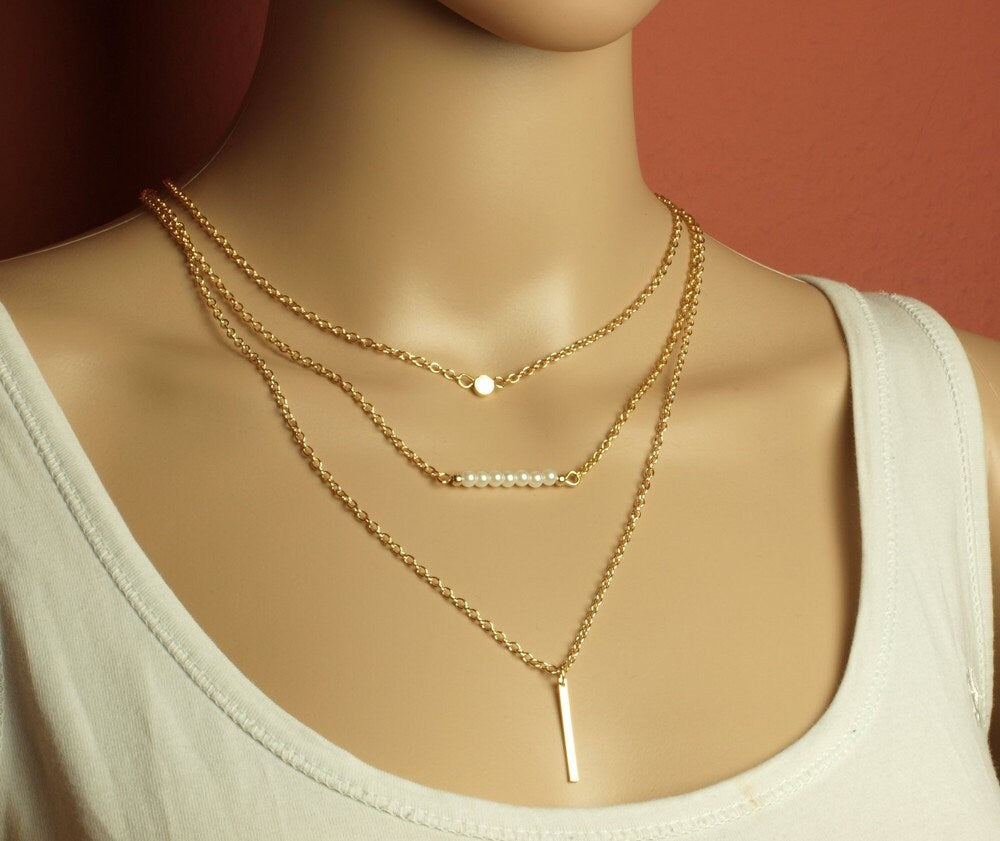 Kette dreifach Anhänger Kreis Perlen Barren gold