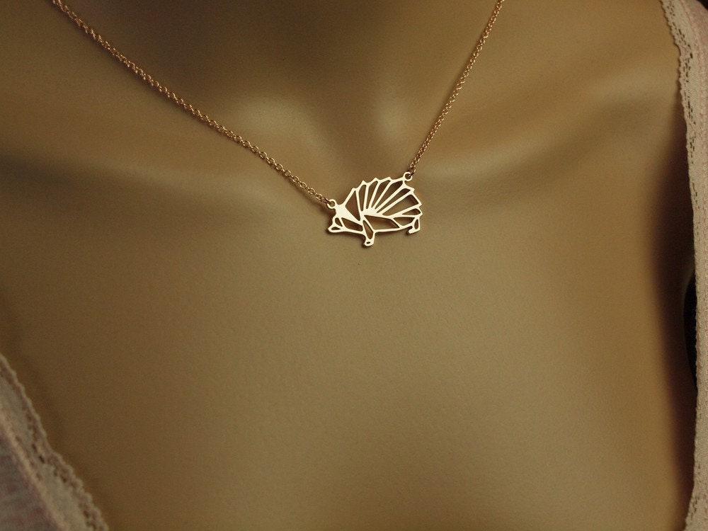 Kette Gürteltier Anhänger rosé golden Origami