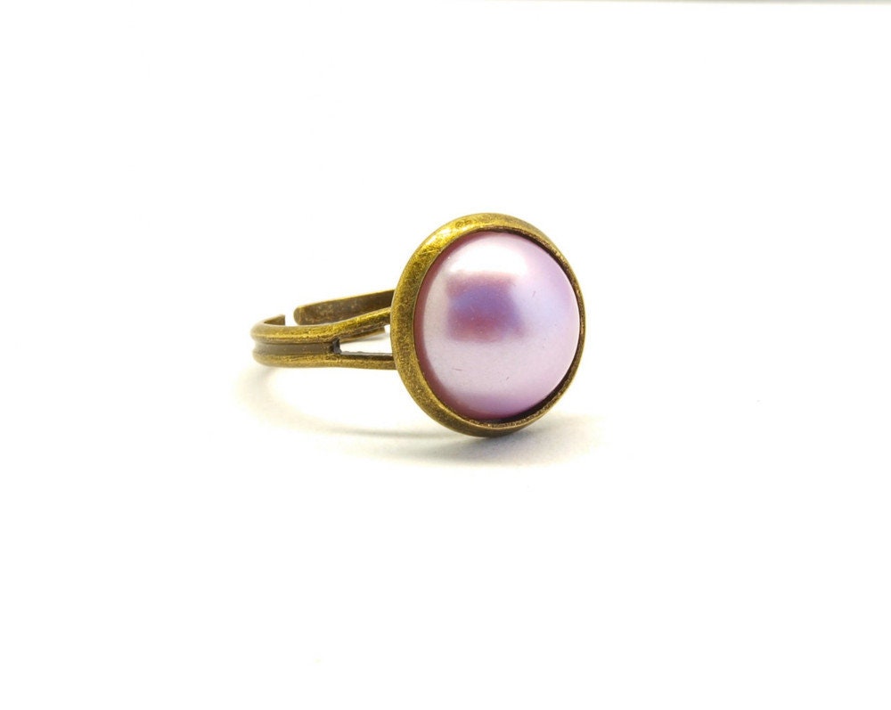 Ring Cabochon Perlmutt vintage bronze Creme lila