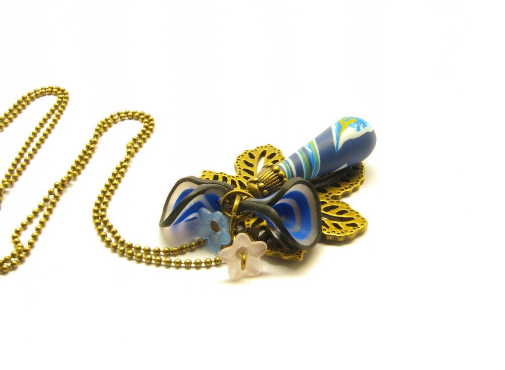 Kette Blätter Blüte bronze vintage Clay blau weiß