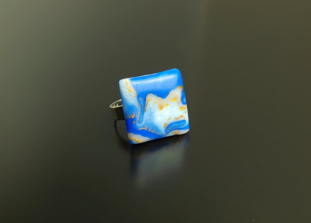 Ring Fimo Clay Cabochon Quadrat blau weiß gold
