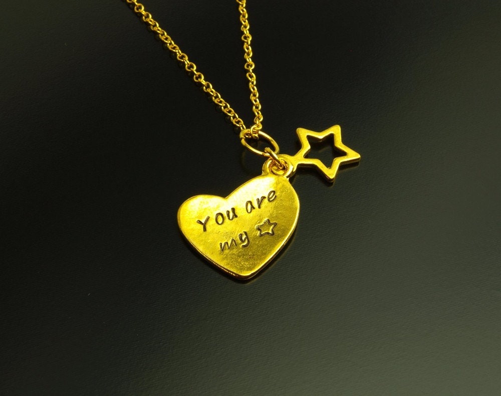 Kette Anhänger Name Initialen Herz golden Stern