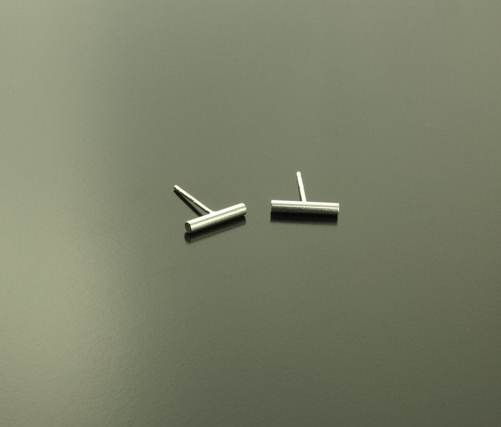 Versilberte Ohrstecker Barren Stecker rund