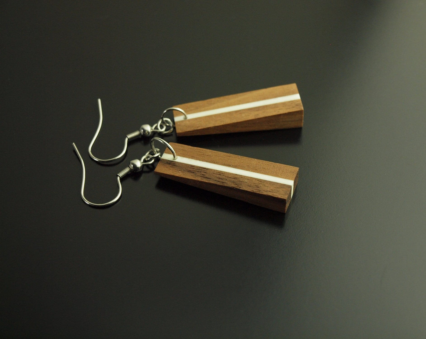 Ohrringe Nussbaum Holz und Hirschknochen Ohrhänger Creole Edelstahl silbern