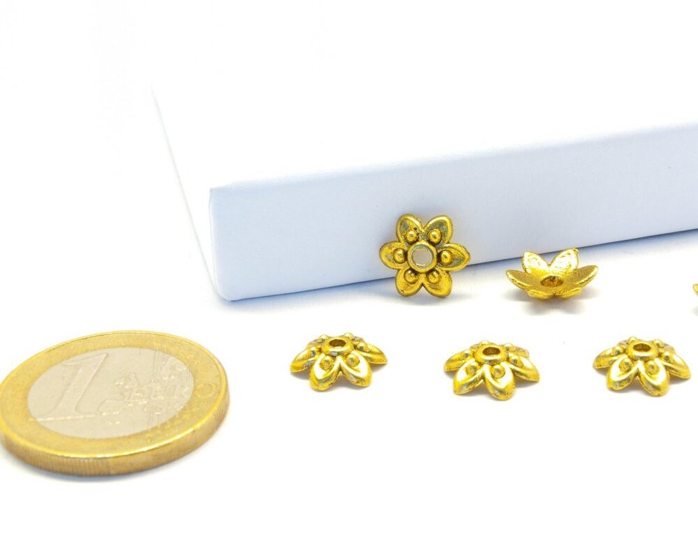 10 Stück Perlenkappen massiv keltisch gold Blüte 10 mm