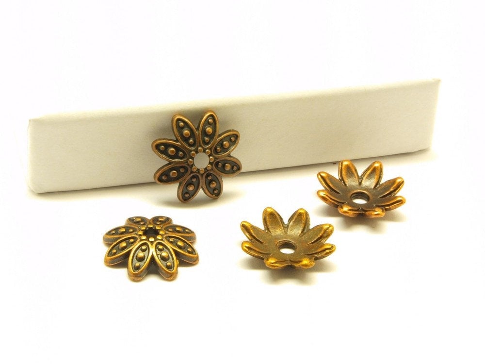 10 Stück Perlenkappe massiv Blüte kupfer Ø 14 mm