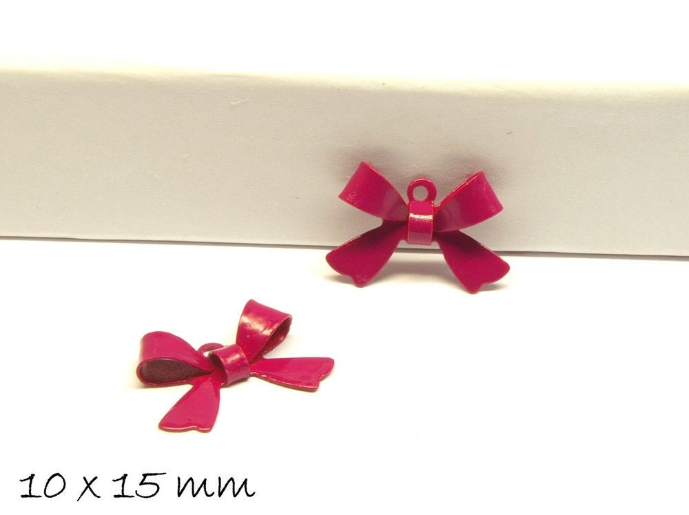 4 Stück Schleife Anhänger Messing pink 10 x 15 mm