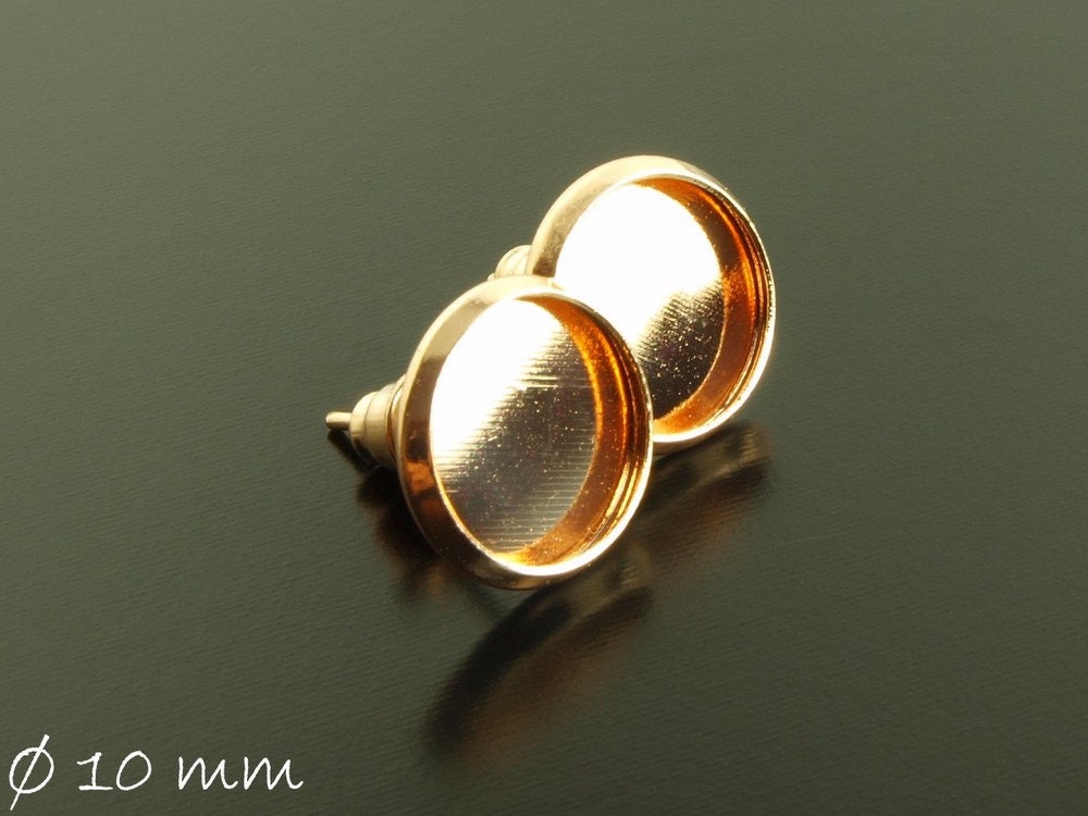 4 Stück Ohrstecker Rohlinge in rose gold mit Cabochonfassung 10 mm