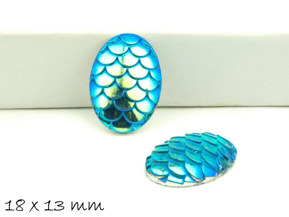 6 runde Resin Cabochons Fischhaut 18 x 13 mm