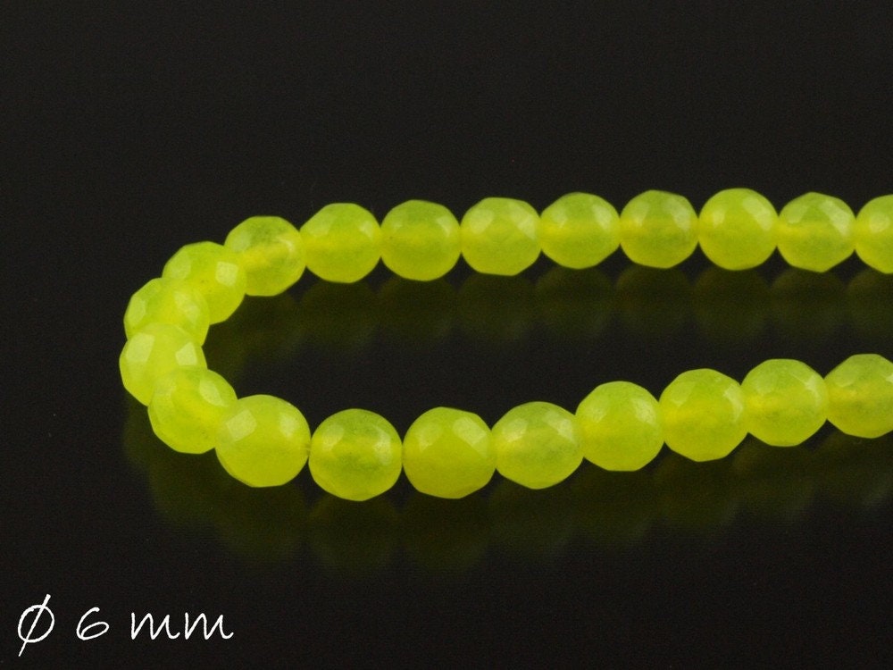 20 Stück Jadeperlen facettiert gelb 6 mm