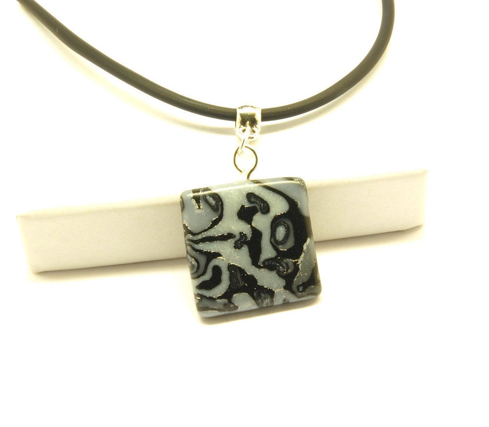 Surferkette Leder Anhänger Fimo Clay Kette retro
