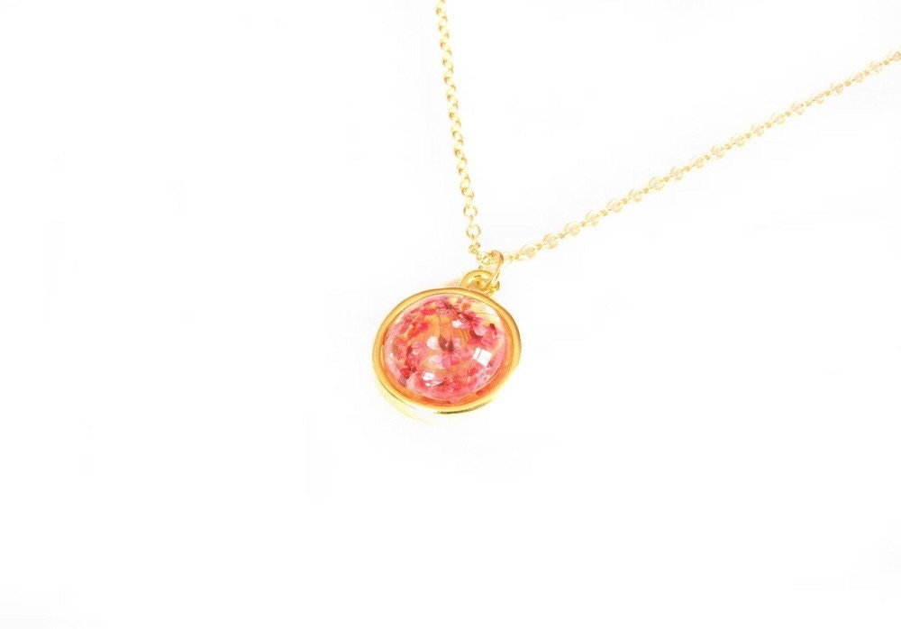 Echte getrocknete Blüten rot Kette gold