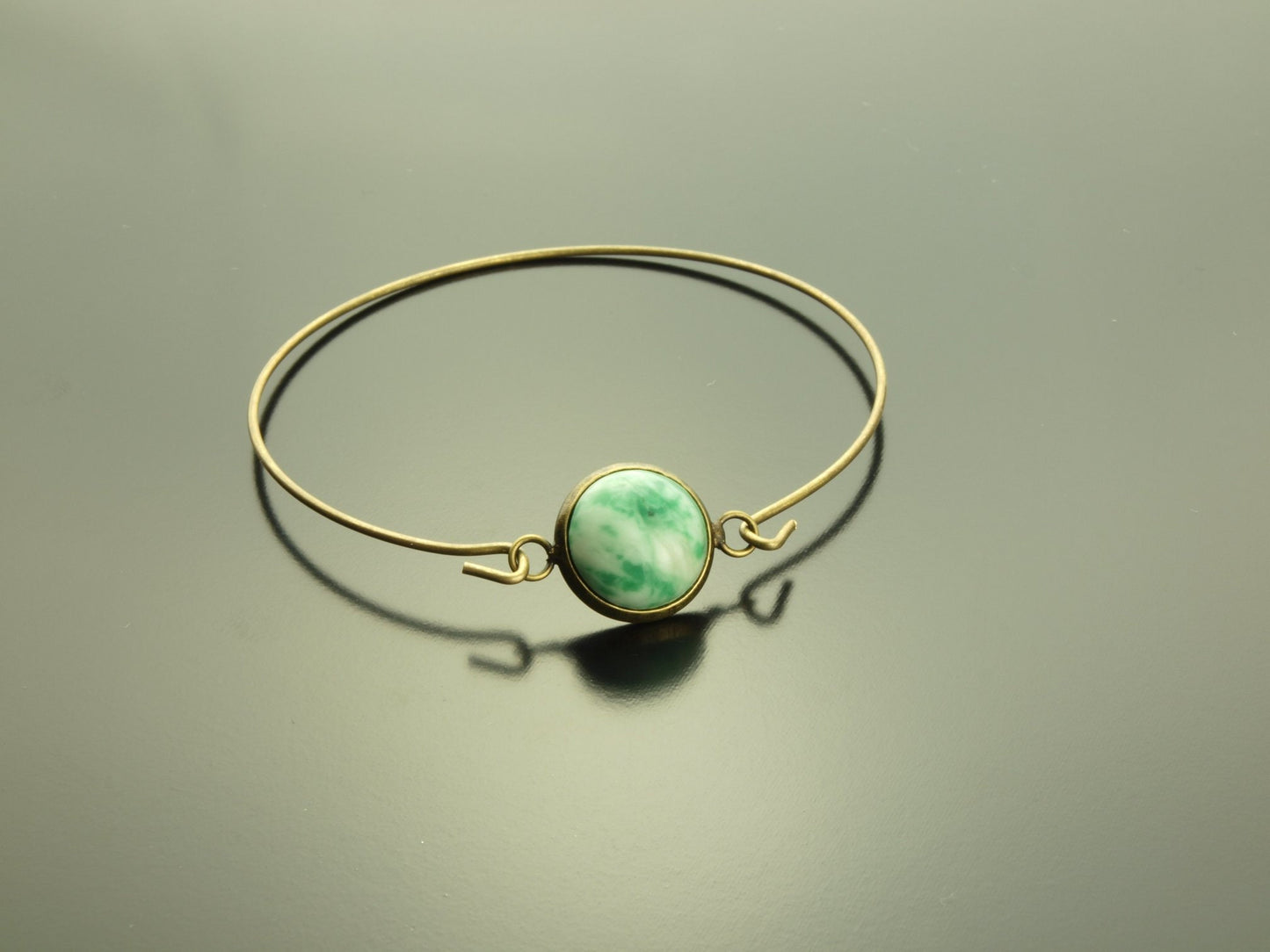 Armreif Baumachat grün weiß Edelstein Armband