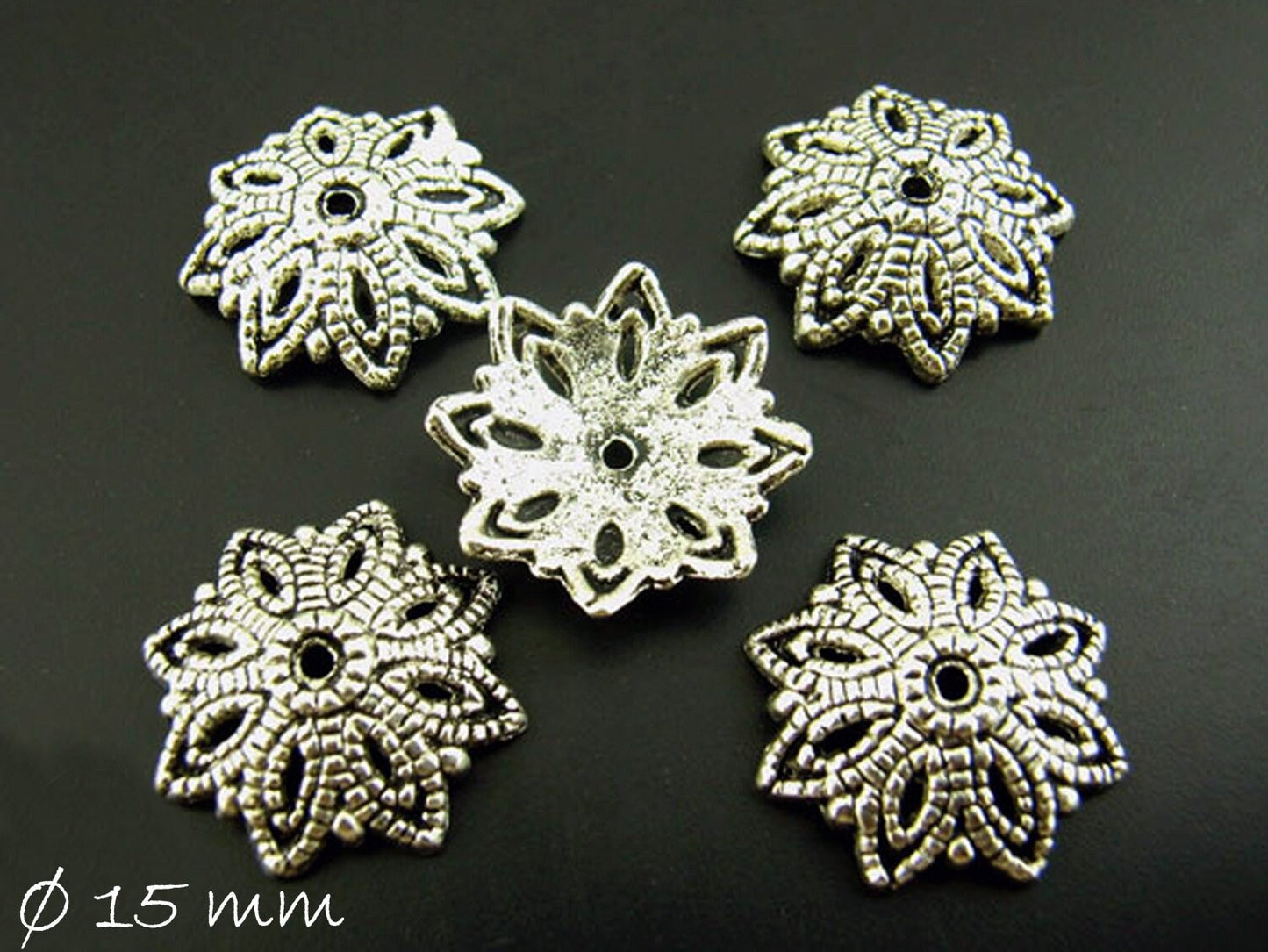 10 Stück Perlenkappen massiv altsilber Ø 15 mm