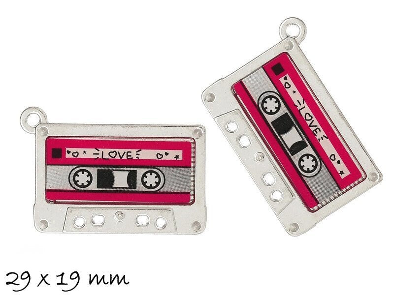 2 Stück Anhänger Kassette "Love", silber, rot, 29 x 19 mm