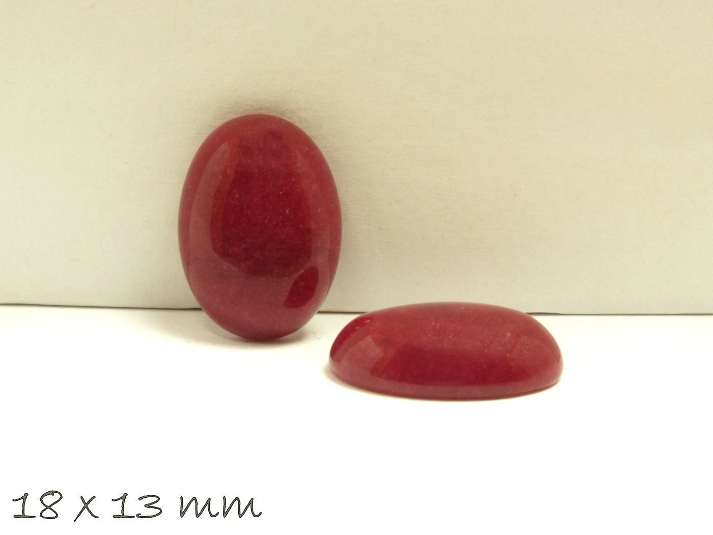 2 Stück Edelstein Cabochons, Jade, 18 x 13 mm, violett