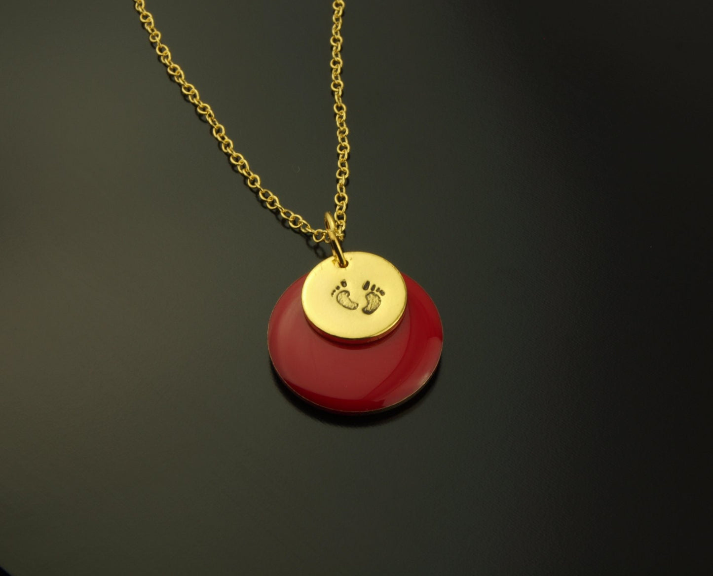 Kette Anhänger Name Initialen Symbol gold Anhänger Emaille Plättchen rot