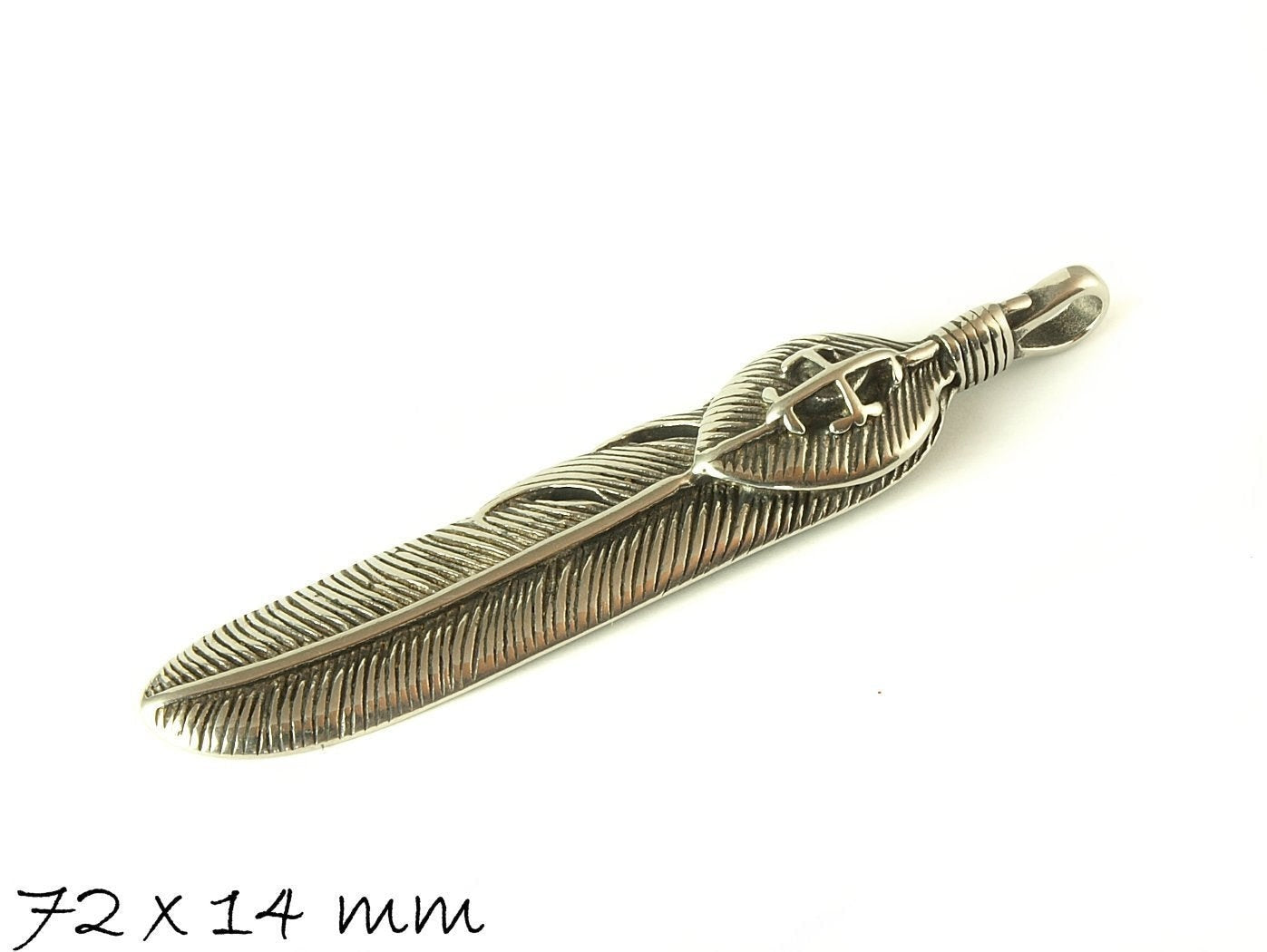 1 Stück Anhänger Feder mit Kreuz aus Edelstahl, 72 x 14 mm