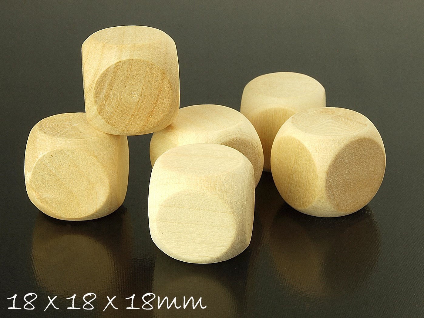 10 Stück Würfel aus Holz, naturbelassen und ohne Bohrung, 18 x 18 x 18 mm