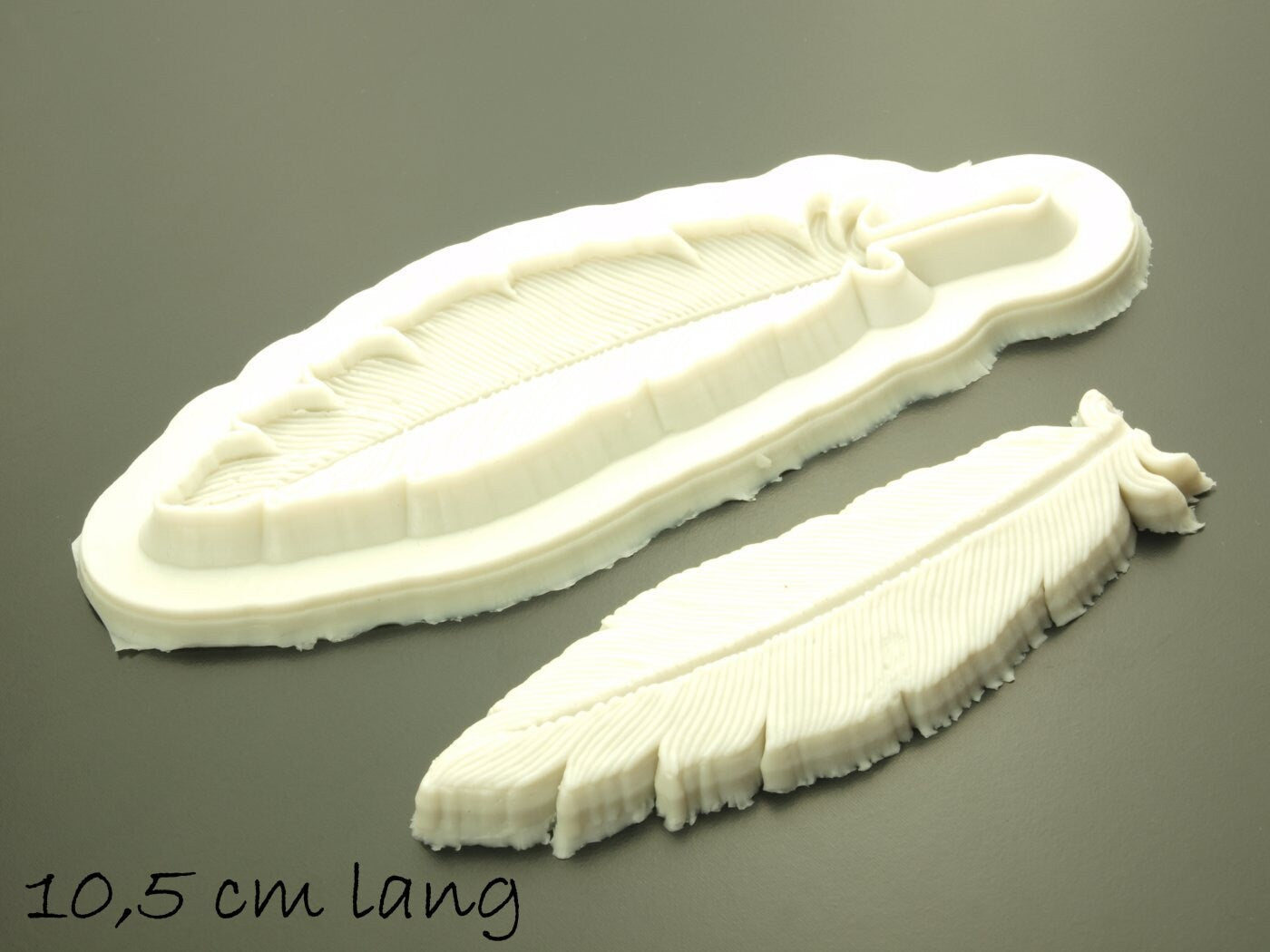 1 Stück Silikonform Rohling Mold Form Giessform Feder, 10,5 cm