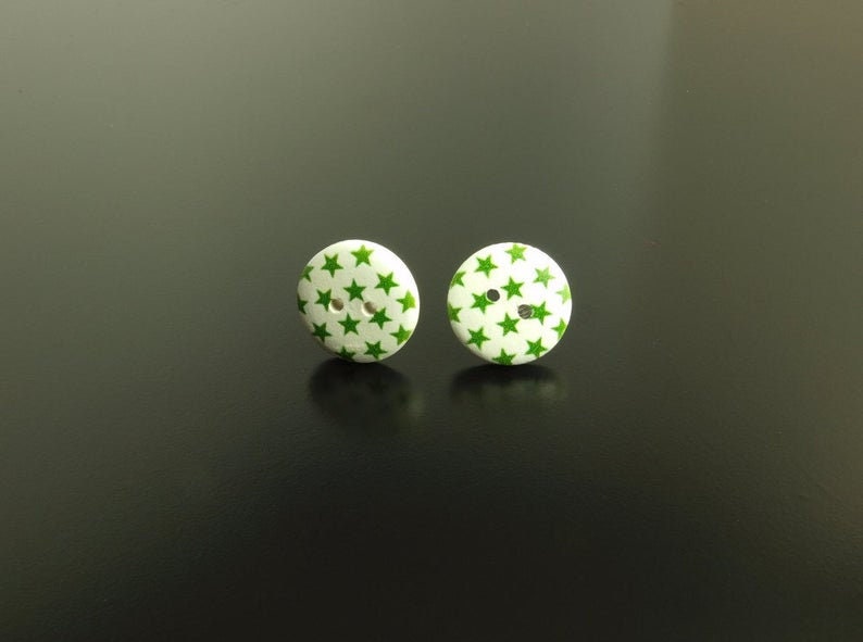 Ohrstecker nach Wahl Holz Knöpfe Sterne Ohrringe grün rot blau weiß Stecker rund