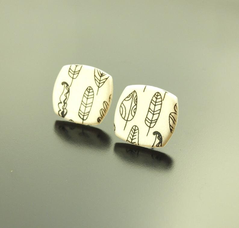 Ohrstecker nach Wahl mit Muster Federn Zweige Blätter schwarz weiß Polymer Clay Fimo Ohrringe Stecker Tropfen Viereck Dreieck Diamant