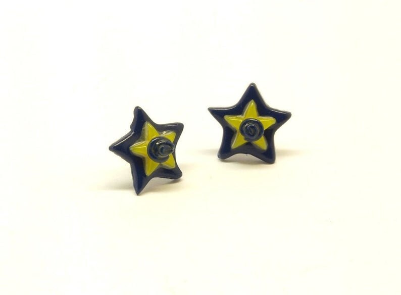 Ohrstecker nach Wahl aus Polmer Clay Fimo Sterne schwarz weiß braun rot blau gelb Stars Ohrringe Juvelato Stecker