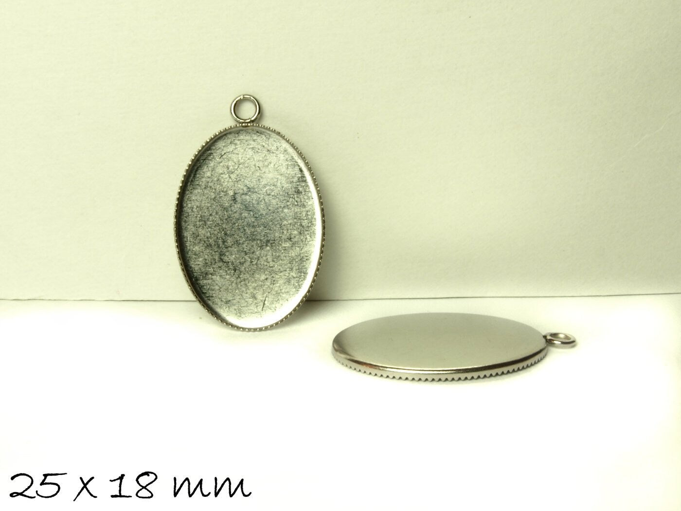 2 Stück Edelstahl Cabochon Fassung 25 x 18 mm, silber