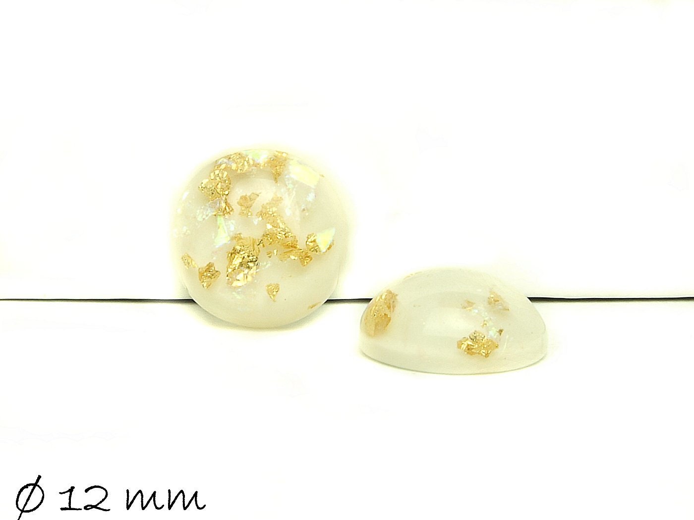 6 Stück runde Resin Cabochons, Ø 12 mm, weiß mit Glitzer