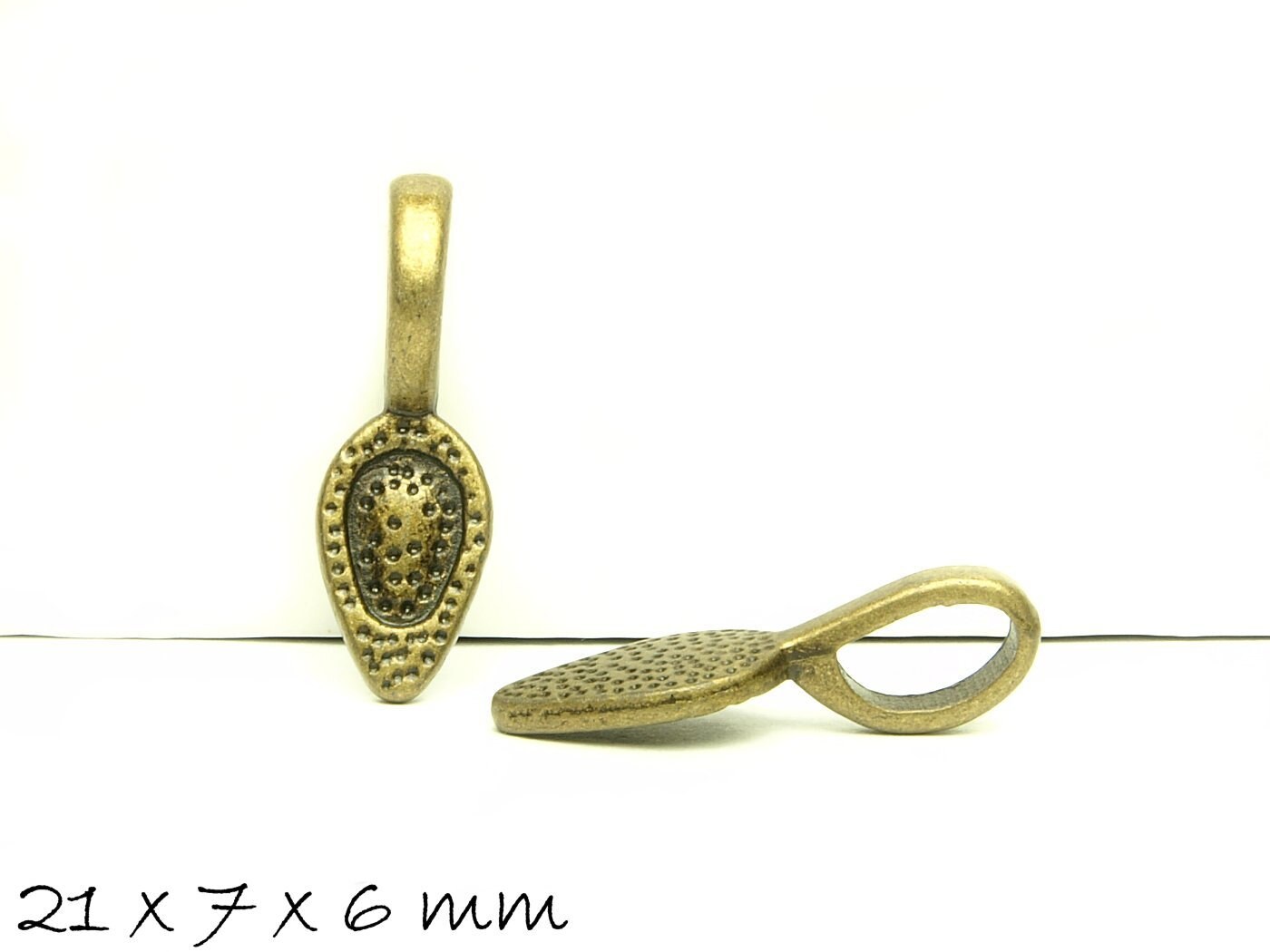 10 Stück Anhängerschlaufen mit Klebefläche antik bronze, 21 x 7 x 6 mm
