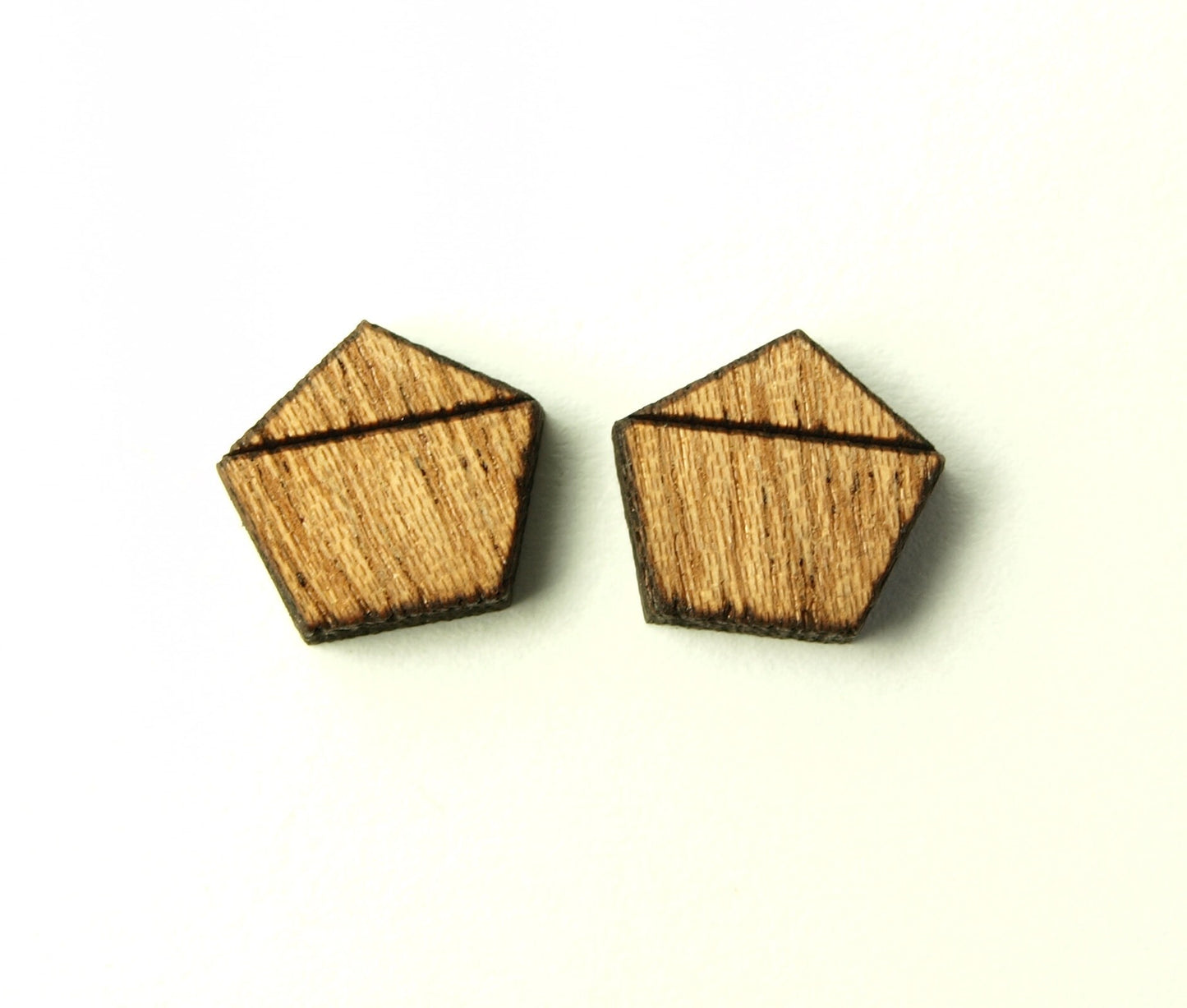 Ohrstecker nach Wahl Fünfeck mit Muster Dreieck geometrisch Pentagon Holz Ohrringe