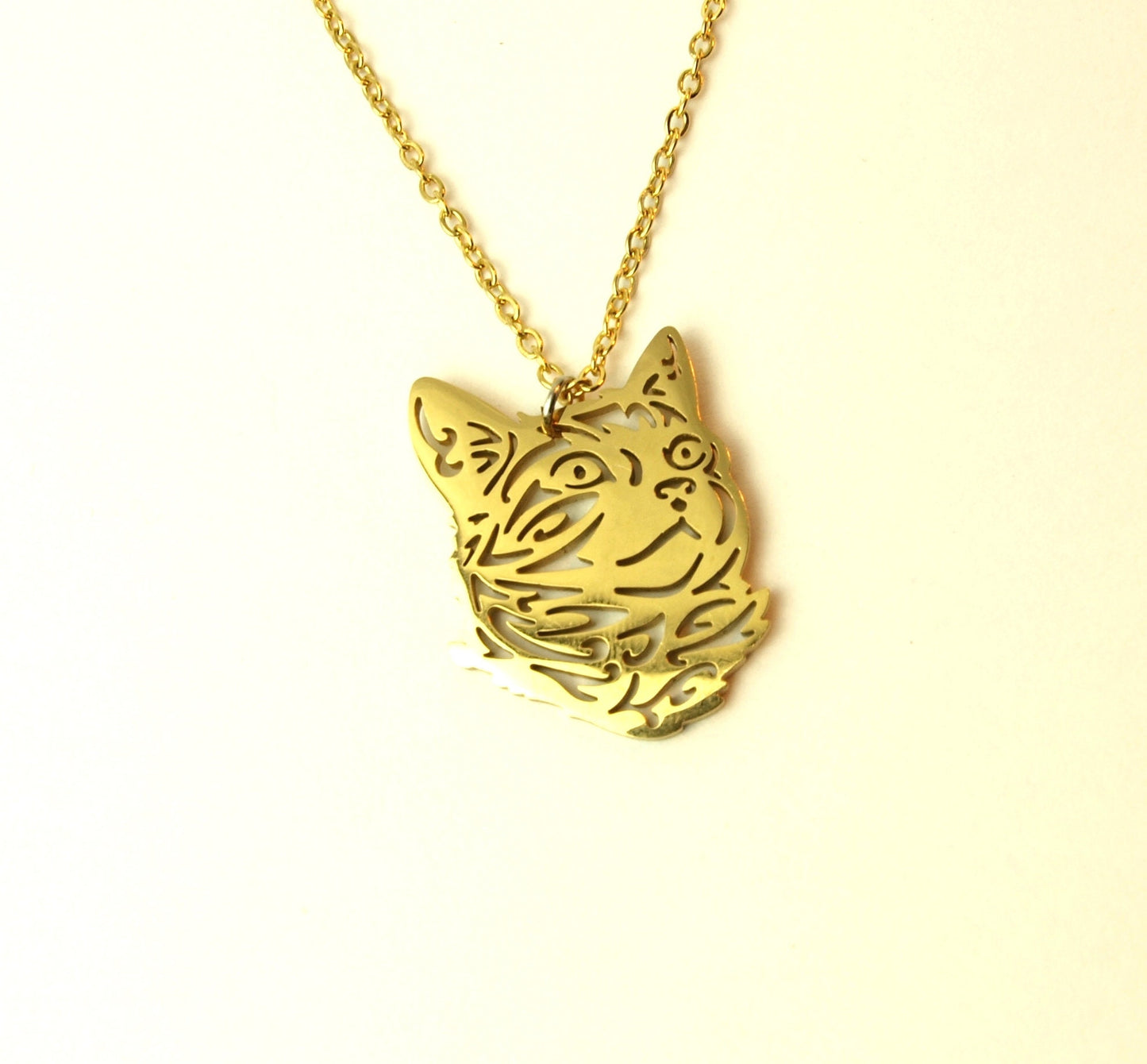 Kette Katze aus Edelstahl filigran verzierter Anhänger golden