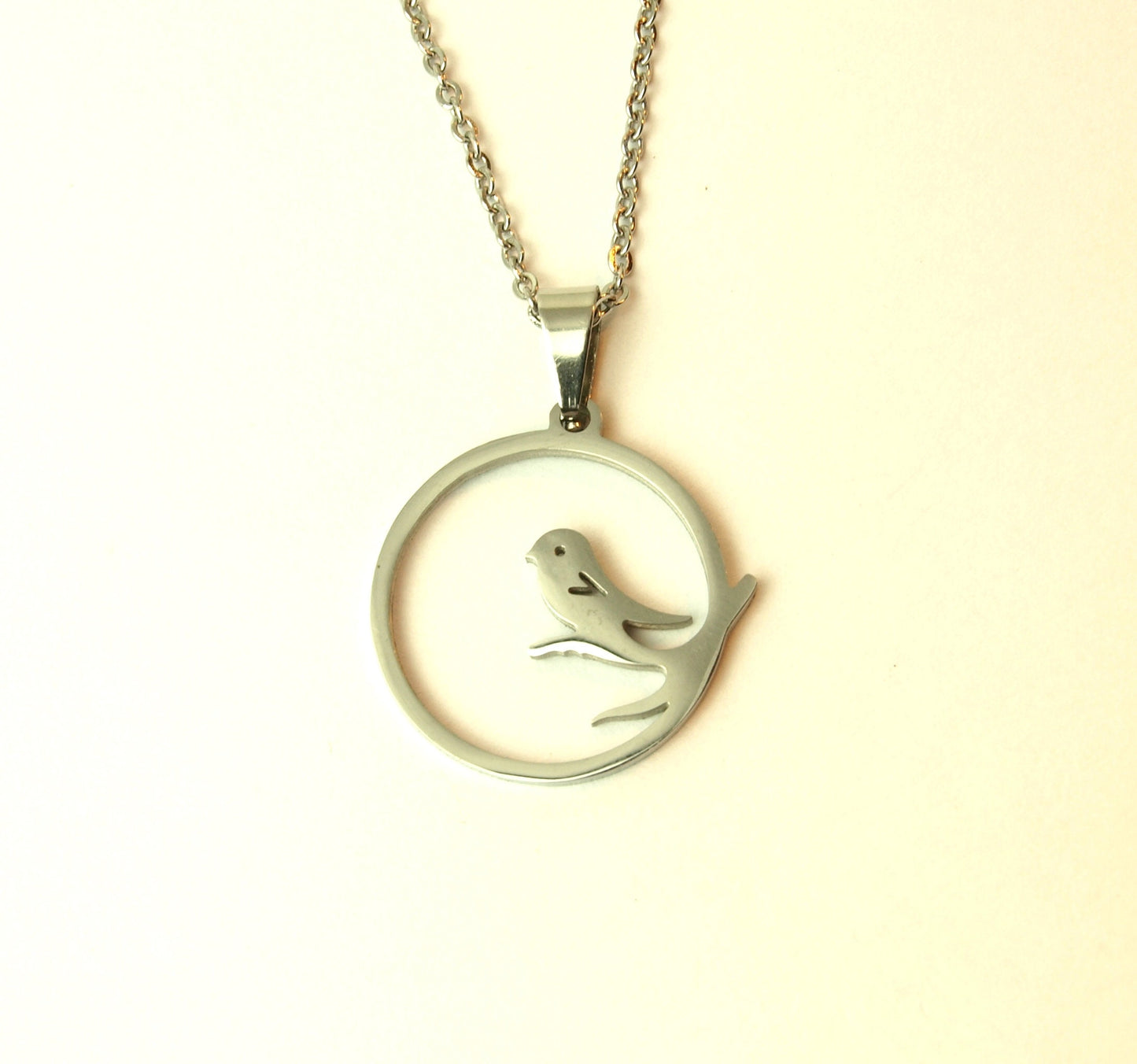 Kette Vogel auf Zweig Ast Baum Spatz Kreis rund Edelstahl Anhänger silbern