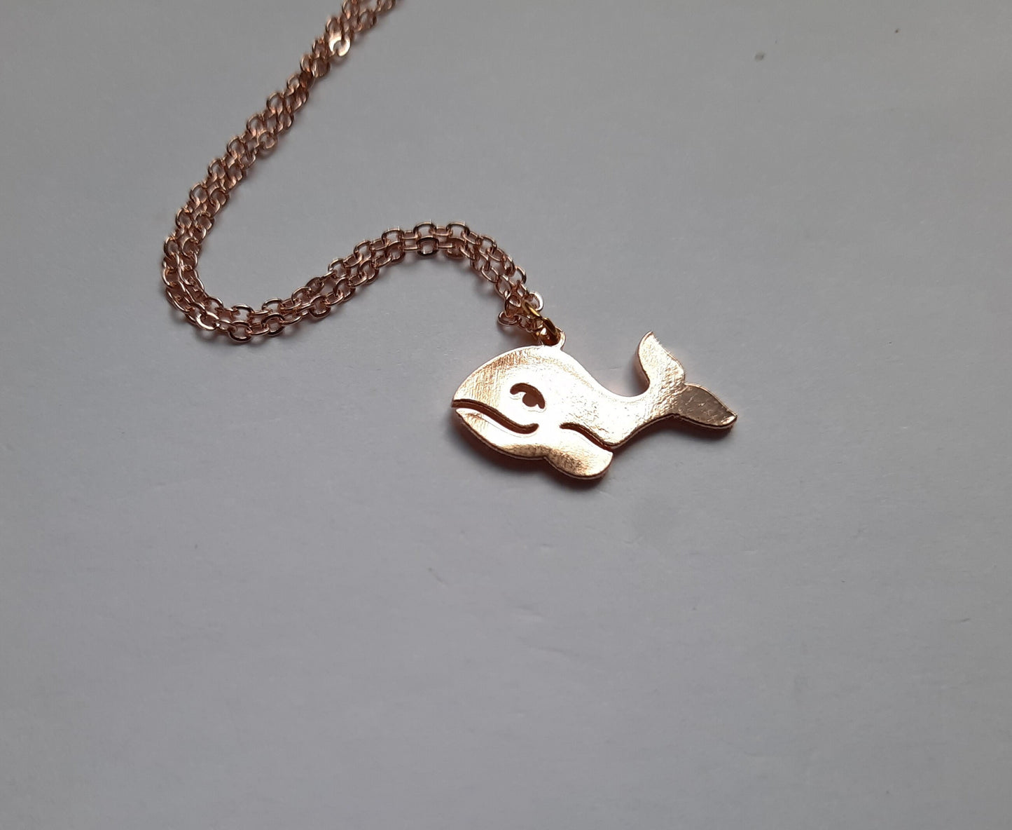 Kette lächelnder Wal Meer See Strand Wasser maritim Anhänger Farbe nach Wahl silbern golden rosé golden