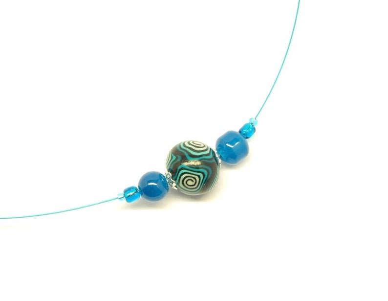 Kette Schmuckdraht Perle blau gelb weiß Fimo Polymer Clay Anhänger nach Wahl