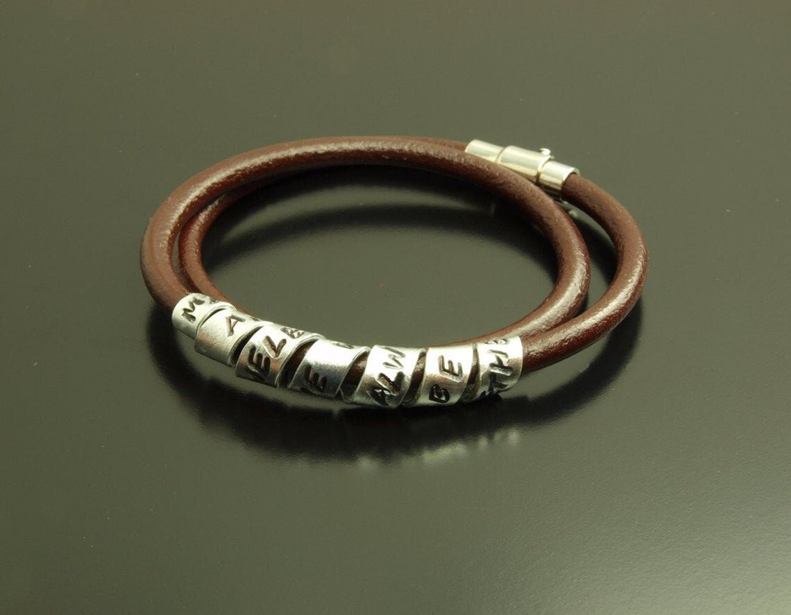 Leder Armband Buchstaben Text Gravur Wunsch Name Wickelarmband geflochten Farbe nach Wahl