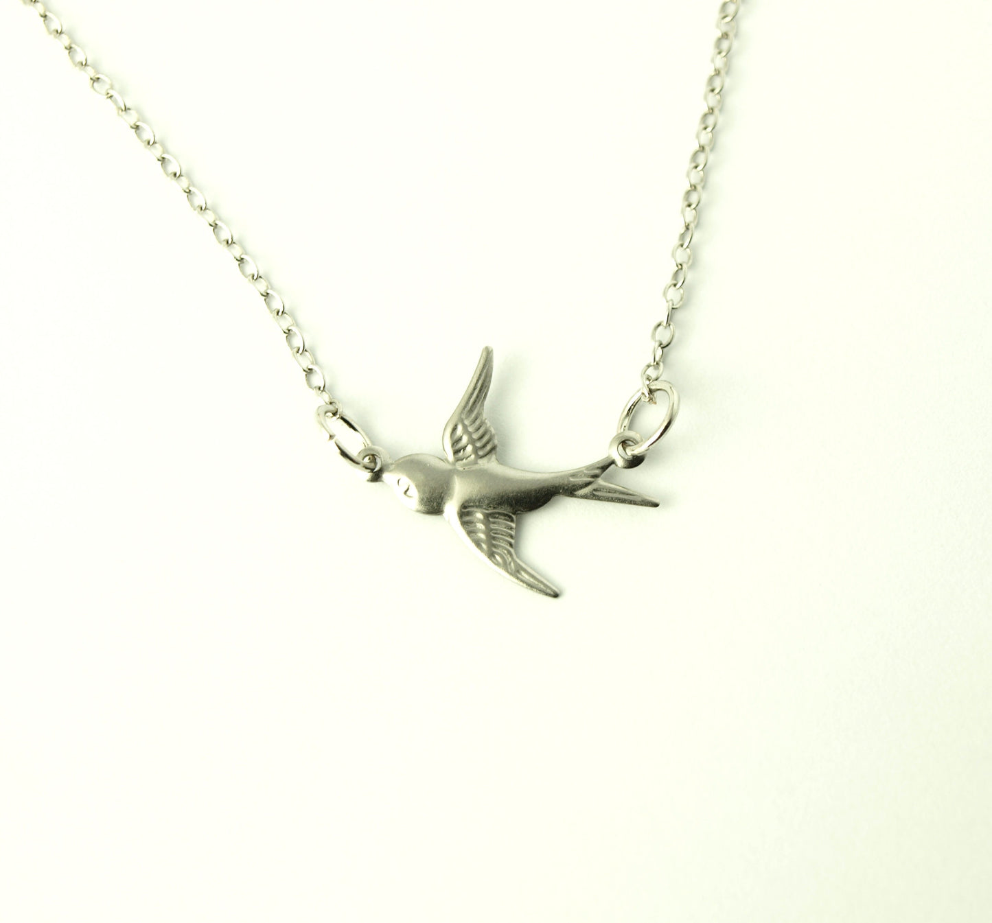 Kette Vogel Schwalbe Edelstahl Anhänger silbern